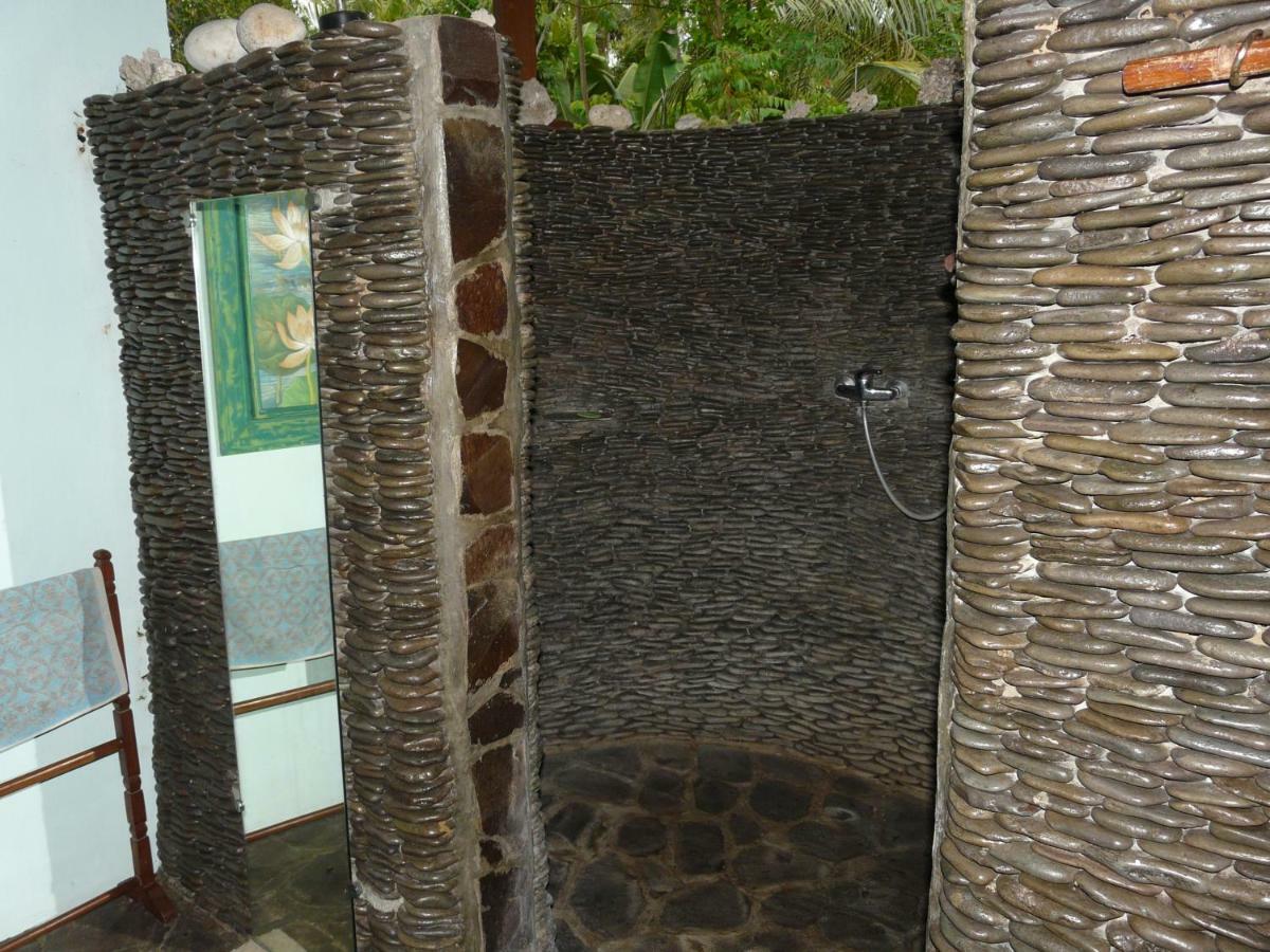 Bali Sandat تيجاكولا المظهر الخارجي الصورة