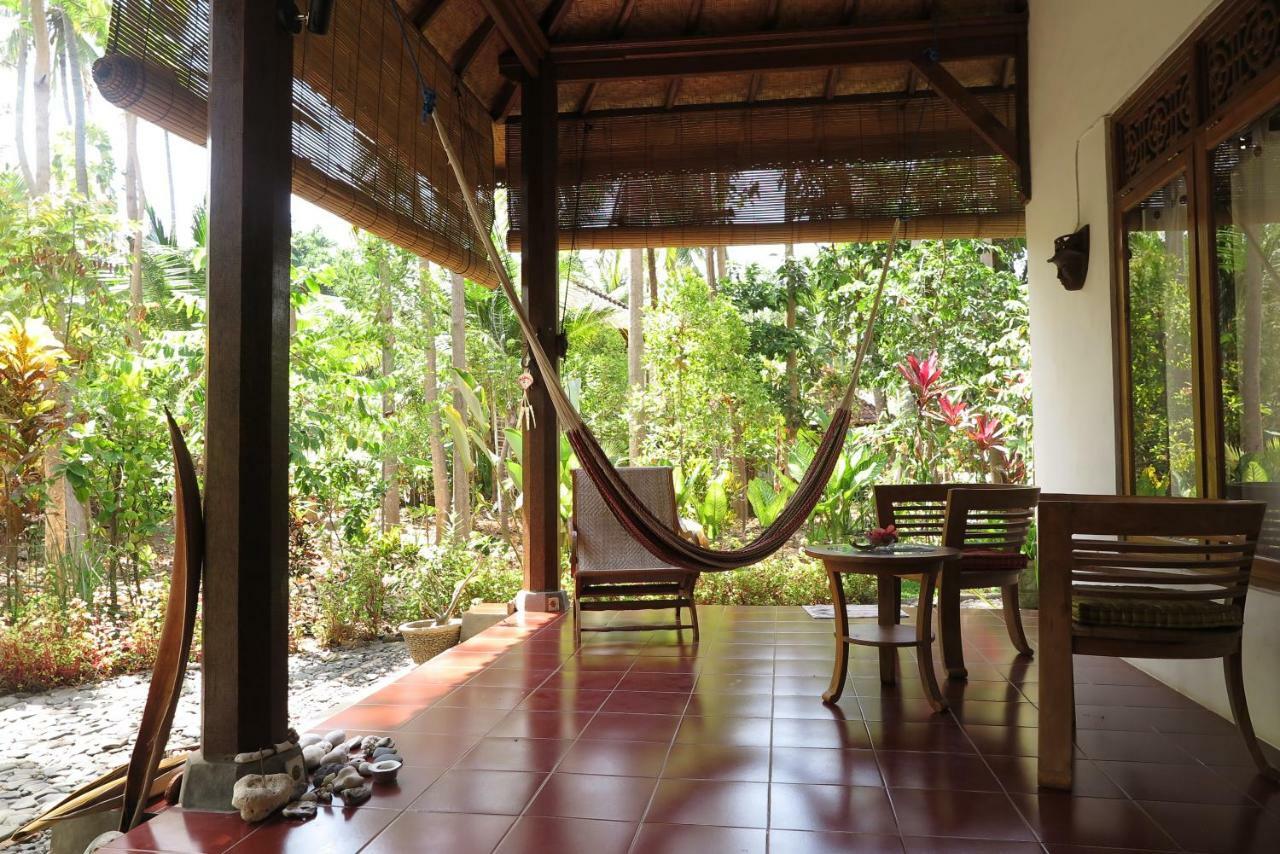 Bali Sandat تيجاكولا المظهر الخارجي الصورة